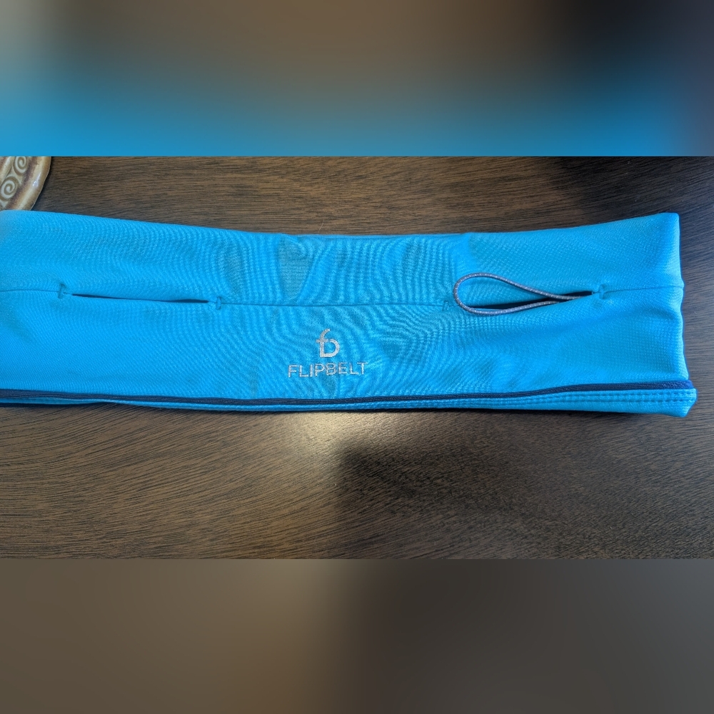 FlipBelt Blue Running Belt